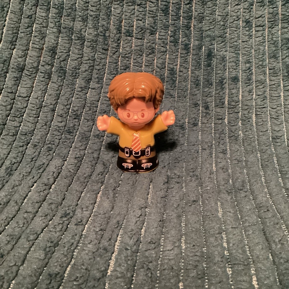 2020 Fisher Price Little People The Office Dwight Schrute Figure
